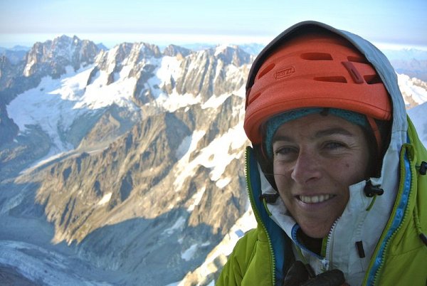 3-Dossier-Marion-Poitevin-face-nord-grandes-jorasses.jpg