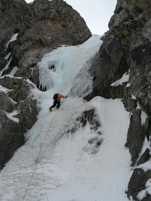 3-Loisir-Stage-RA-Alpinisme-Hivernal.jpg